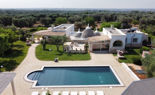 Villa in Francavilla Fontana, Apulia, Italy 1