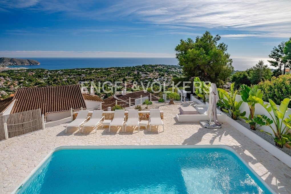 Villa in Moraira, Teulada, Valencian Community 1 - 13410523