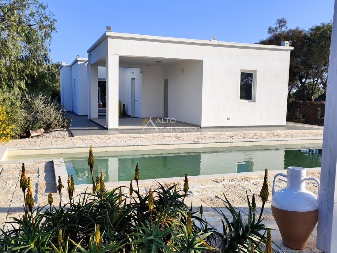 Villa in Ludovico Street - Corso Umberto I - Vittorio Emanuele Street, Ostuni, Apulia 1 - 16624214