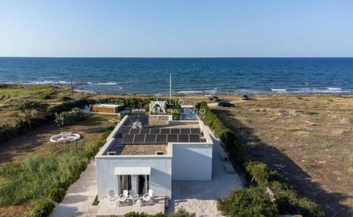 Villa in Center, Carovigno, Apulia 1