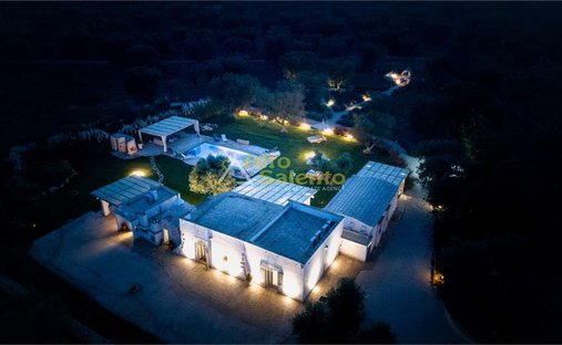 Villa a Ceglie Messapica, Puglia, Italia 1