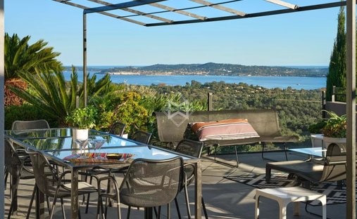 Villa in Grimaud, Provence-Alpes-Côte d'Azur, France 1