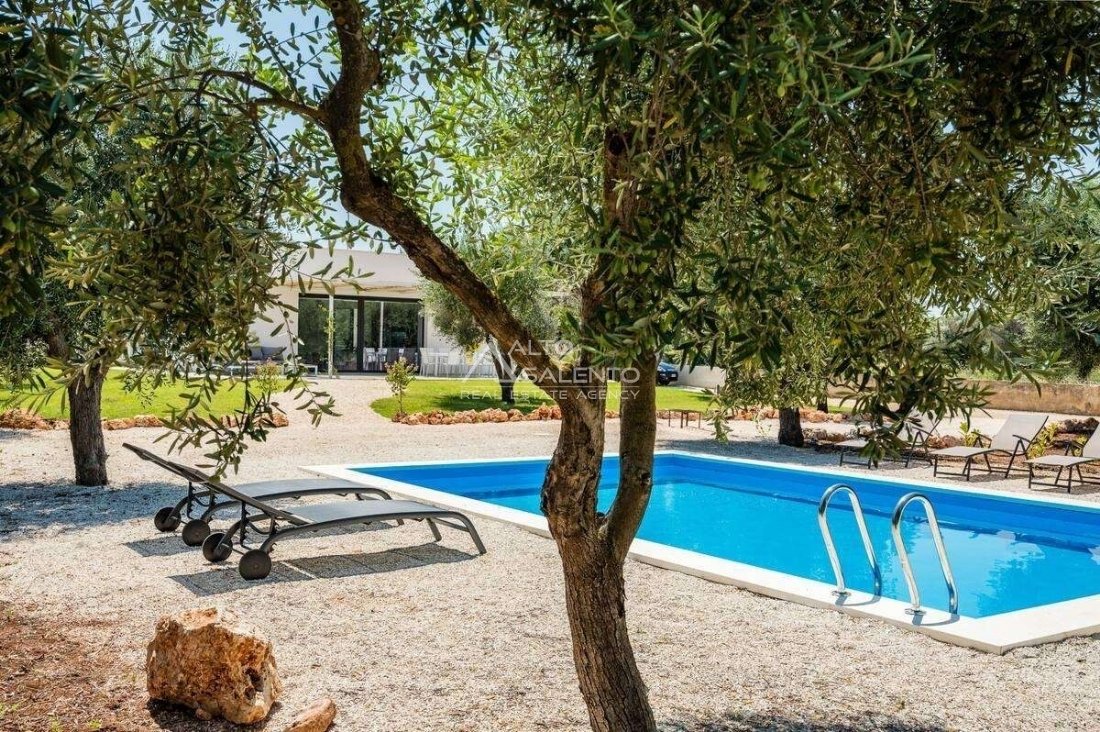 Villa à San Vito dei Normanni, Pouilles, Italie 1 - 16623601