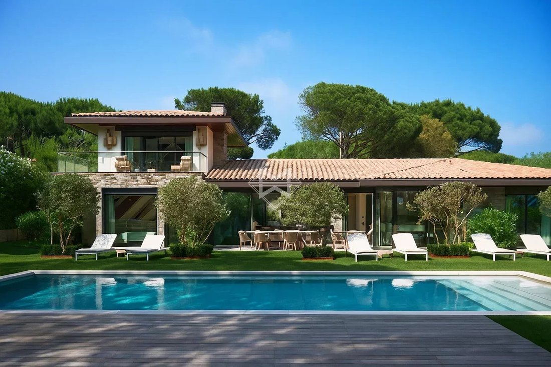 House in Ramatuelle, Provence-Alpes-Côte d'Azur, France 1 - 16623204