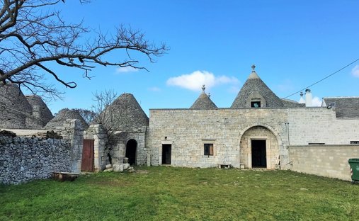 Country House in Historic Center, Martina Franca, Apulia 1