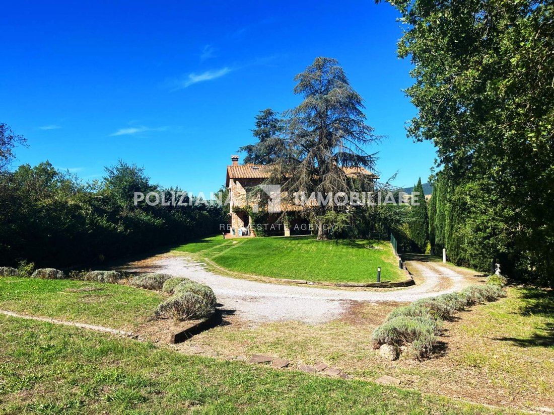 Villa in Montepulciano, Tuscany, Italy 3 - 16625255