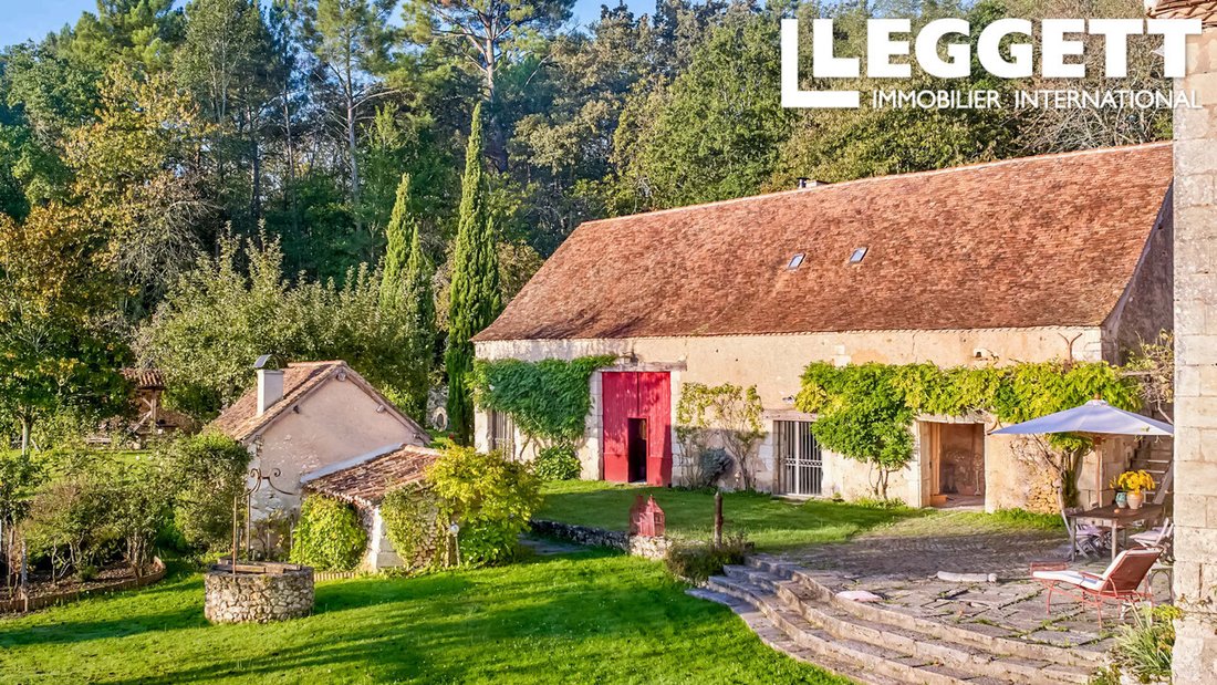 Farm Ranch in Montagnac-la-Crempse, Nouvelle-Aquitaine, France 3 - 16619479