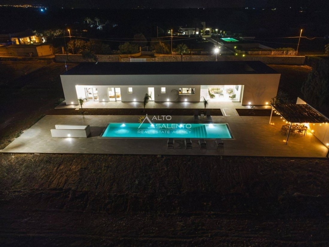 Villa in Carovigno, Apulia, Italy 4 - 16622979