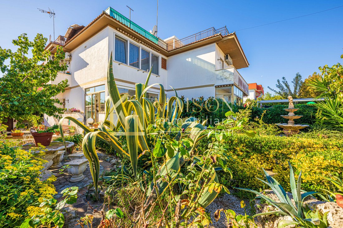 Apartment in Center, Santa Marinella, Lazio 2 - 16626487