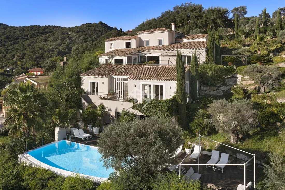 Villa in Grimaud, Provence-Alpes-Côte d'Azur, France 2 - 16623217
