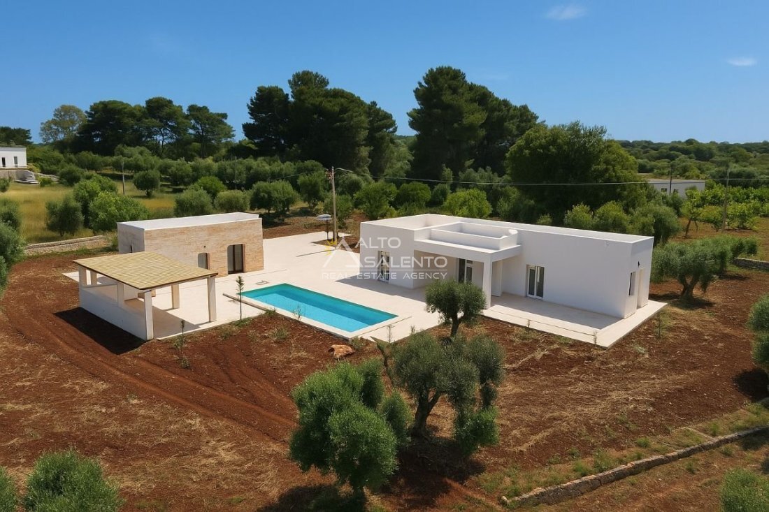 Villa in Ludovico Street - Corso Umberto I - Vittorio Emanuele Street, Ostuni, Apulia 1 - 16624009