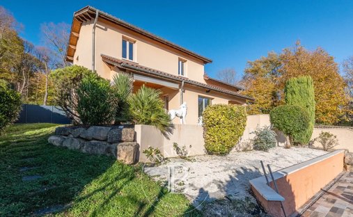 House in Oullins, Oullins-Pierre-Benite, France 1