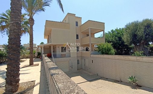Villa a Fasano, Puglia, Italia 1