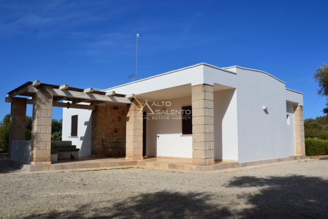 Villa in San Vito dei Normanni, Apulia, Italy 1 - 16624464