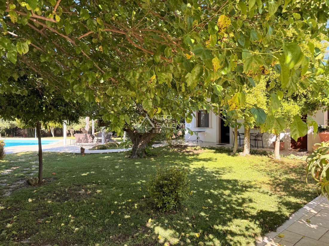 Country House in Selva di Fasano, Apulia, Italy 2 - 16623709
