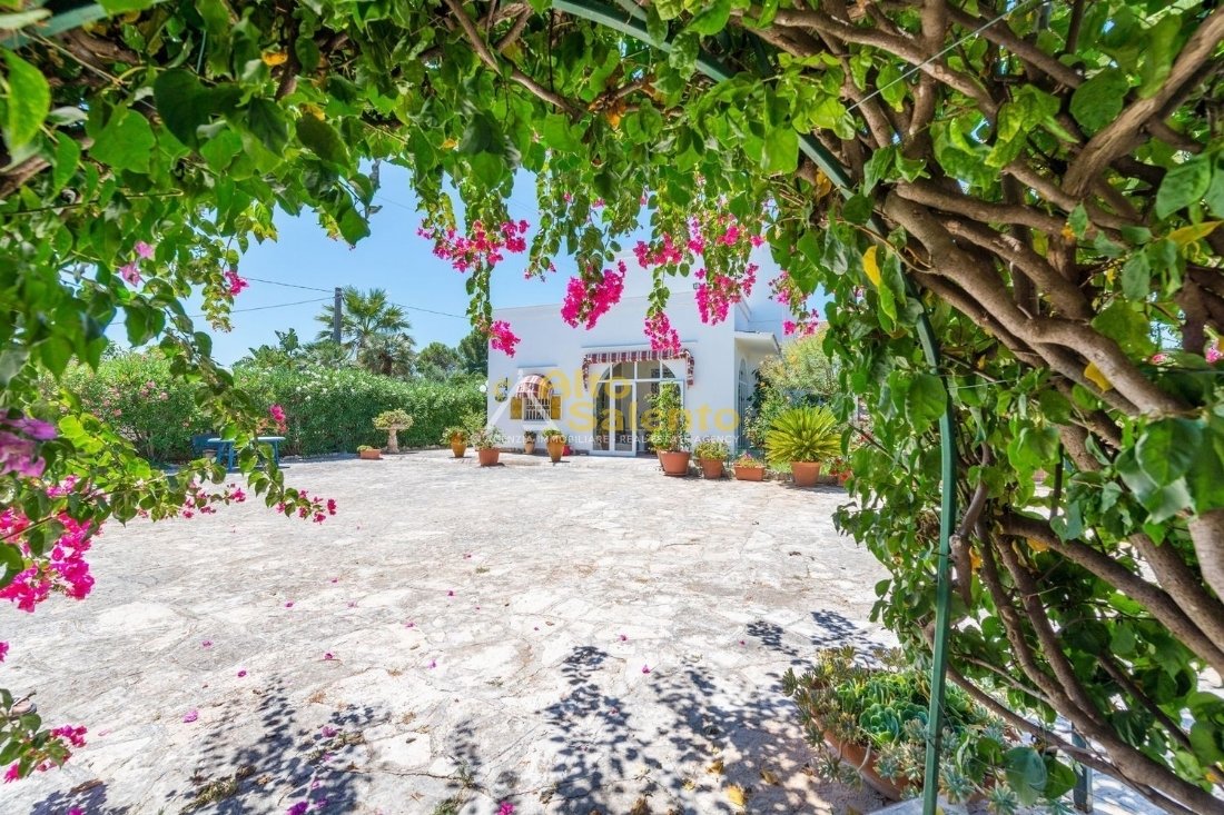 Villa in Selva di Fasano, Apulia, Italy 2 - 16624589
