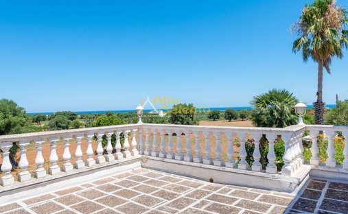 Villa a Fasano, Puglia, Italia 1