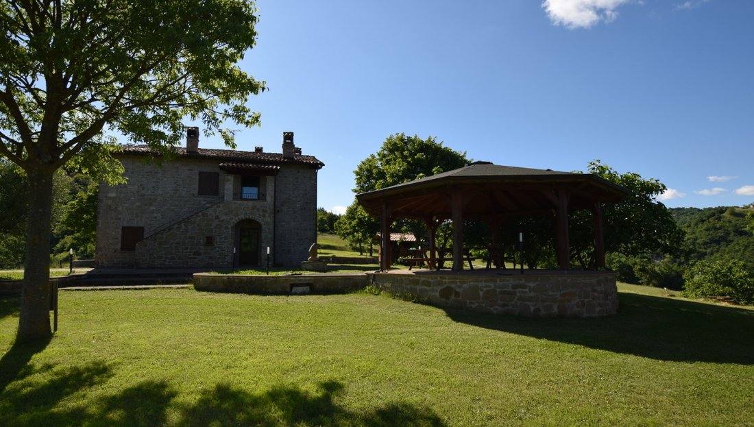 Country House in Gubbio, Umbria, Italy 1 - 16623167