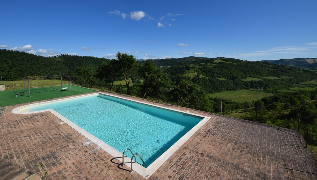 Country House in Gubbio, Umbria, Italy 3 - 16623167