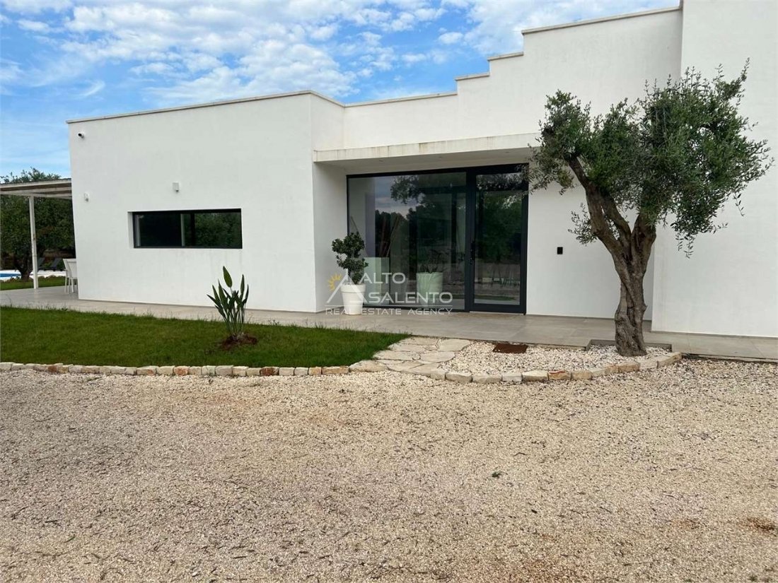 Villa à San Vito dei Normanni, Pouilles, Italie 2 - 16623601