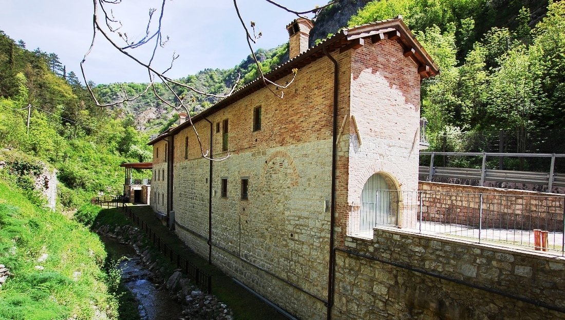 Estate in Gubbio, Umbria, Italy 5 - 16623091