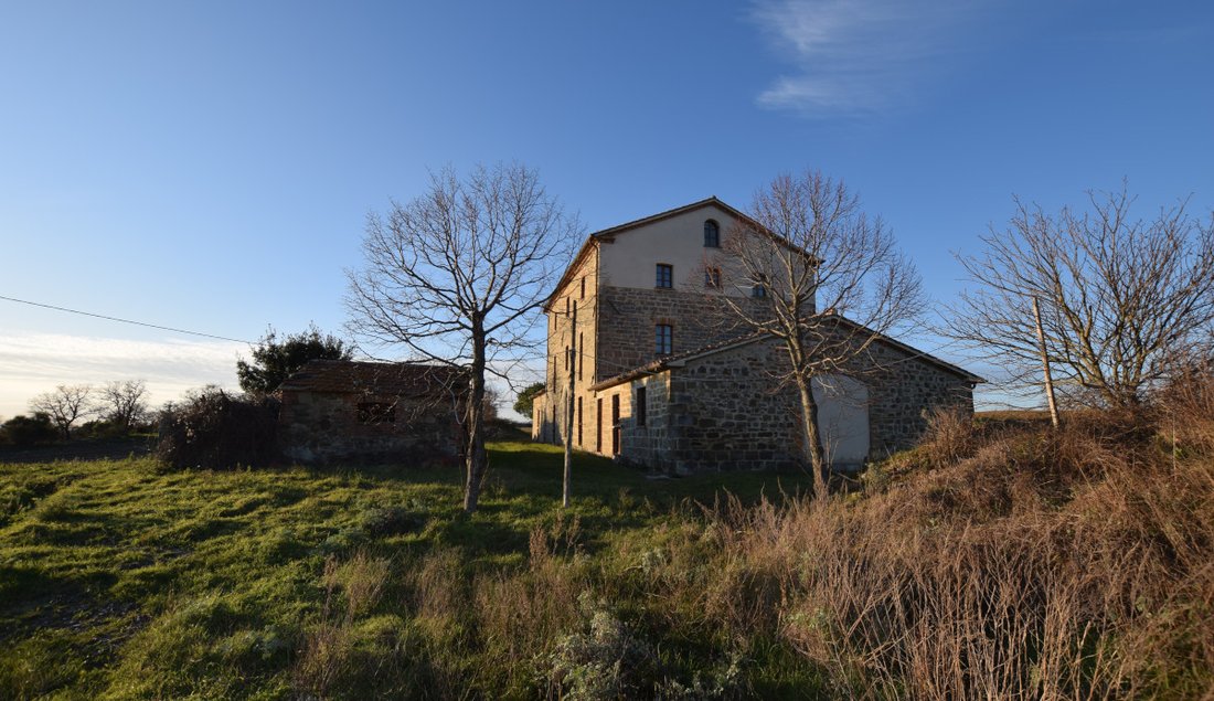 Country House in Gubbio, Umbria, Italy 3 - 16622921