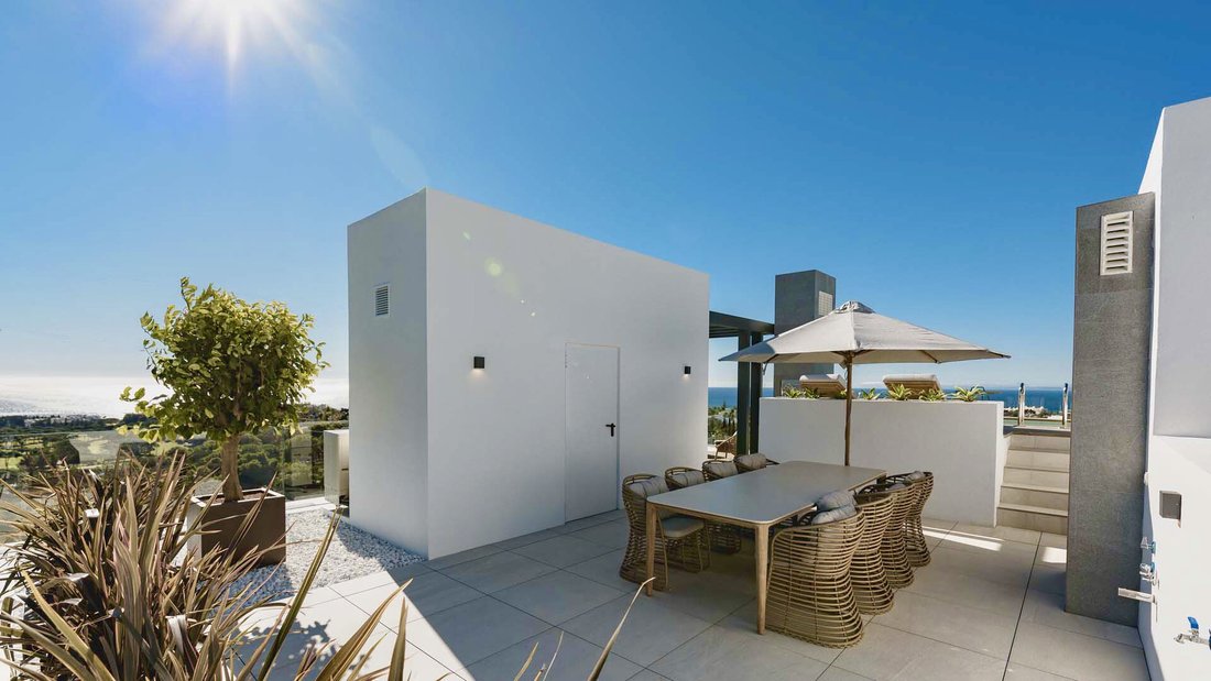 Villa in Rio Real, Marbella, Andalusia 3 - 16623475