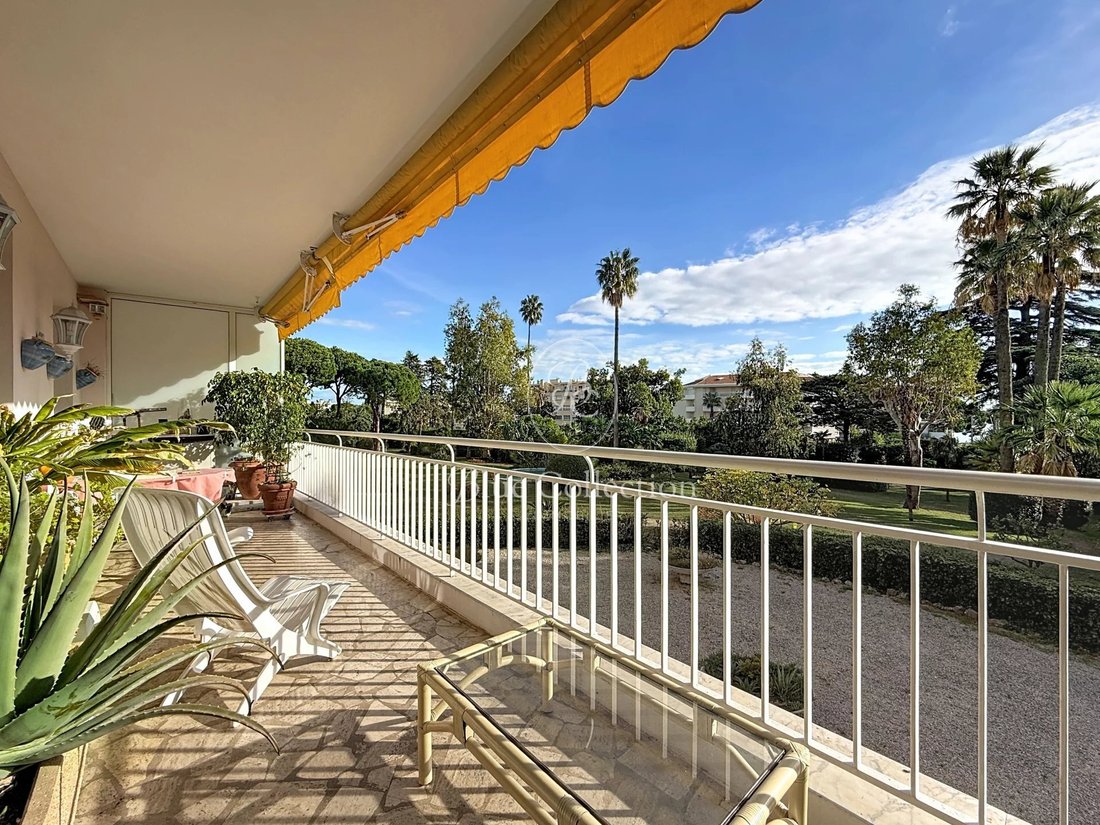 Apartment in La Source, Cannes, France 1 - 16622770