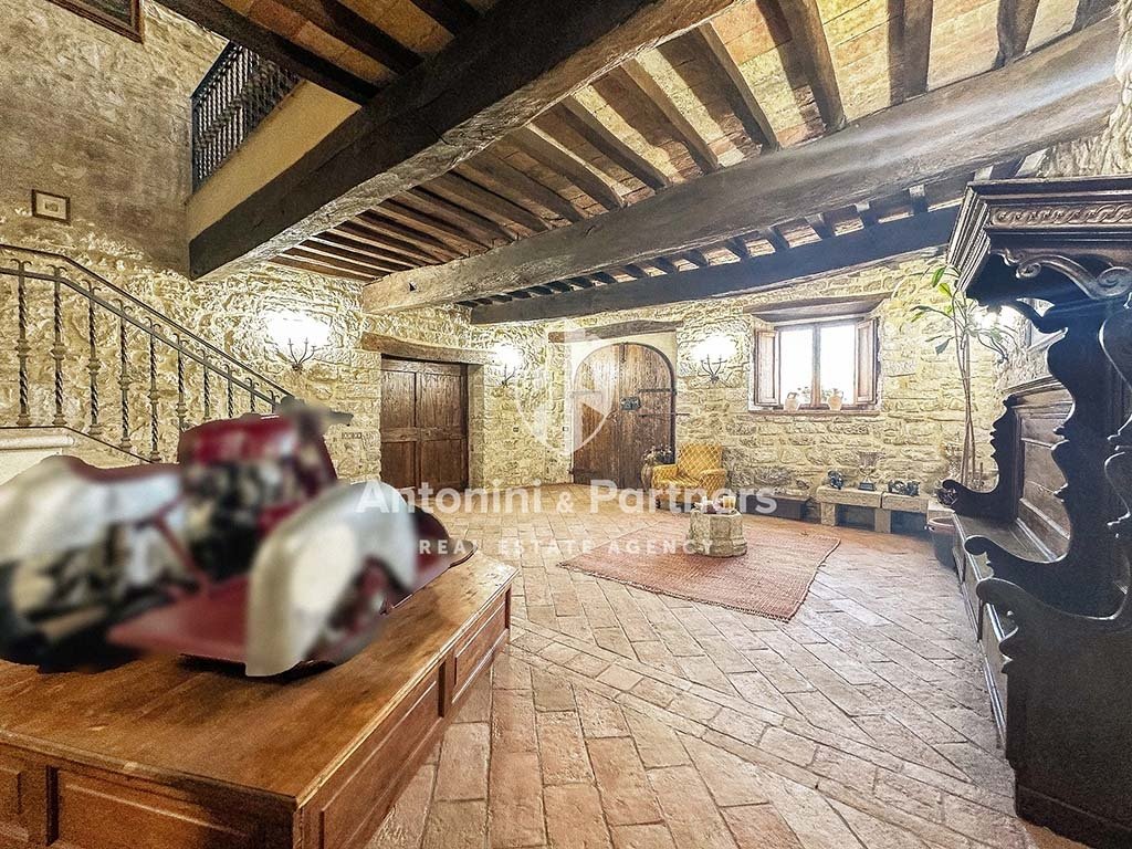 Country House in Todi, Umbria, Italy 4 - 16622927