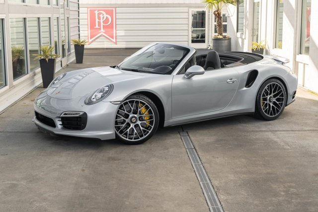 Cabriolet in Bellevue, WA, United States 2 - 16503979