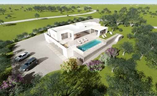 Villa a Centro, Carovigno, Puglia 1