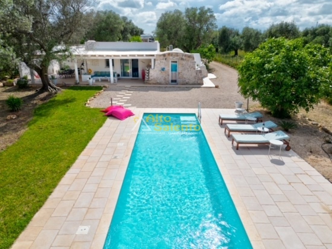 Villa in San Vito dei Normanni, Apulia, Italy 1 - 16624409