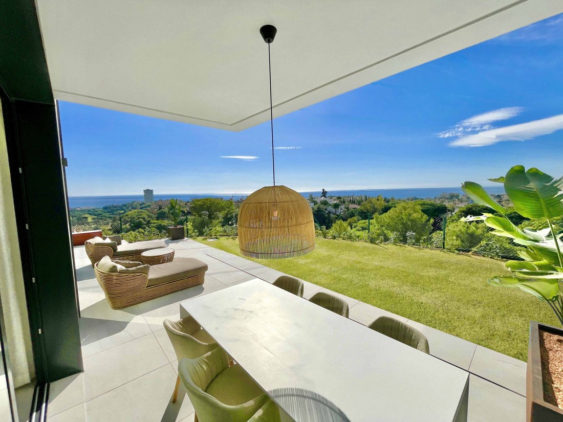 Villa in Rio Real, Marbella, Andalusia 1 - 16623475