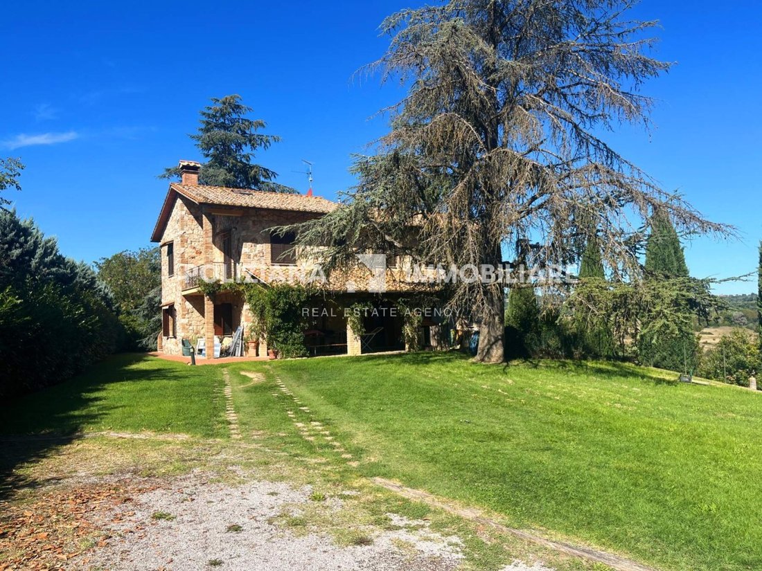Villa in Montepulciano, Tuscany, Italy 2 - 16625255