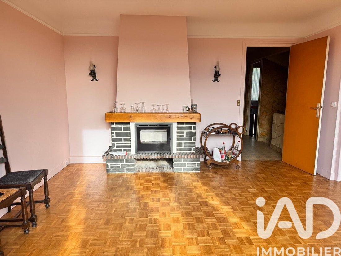 House in Chatou, Ile-de-France, France 3 - 16624962