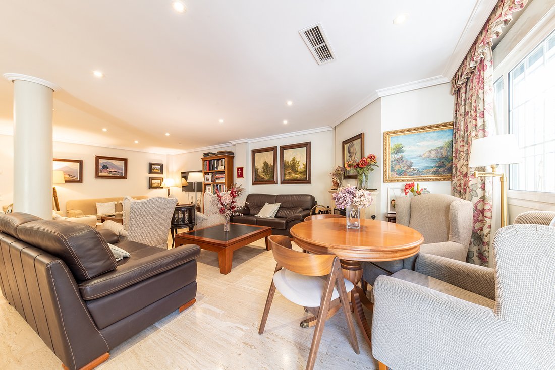 Chalet in Hortaleza, Madrid, Spain 5 - 16628057