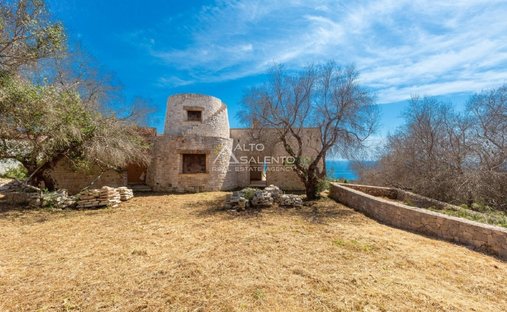 Villa in Morciano di Leuca, Apulia, Italy 1