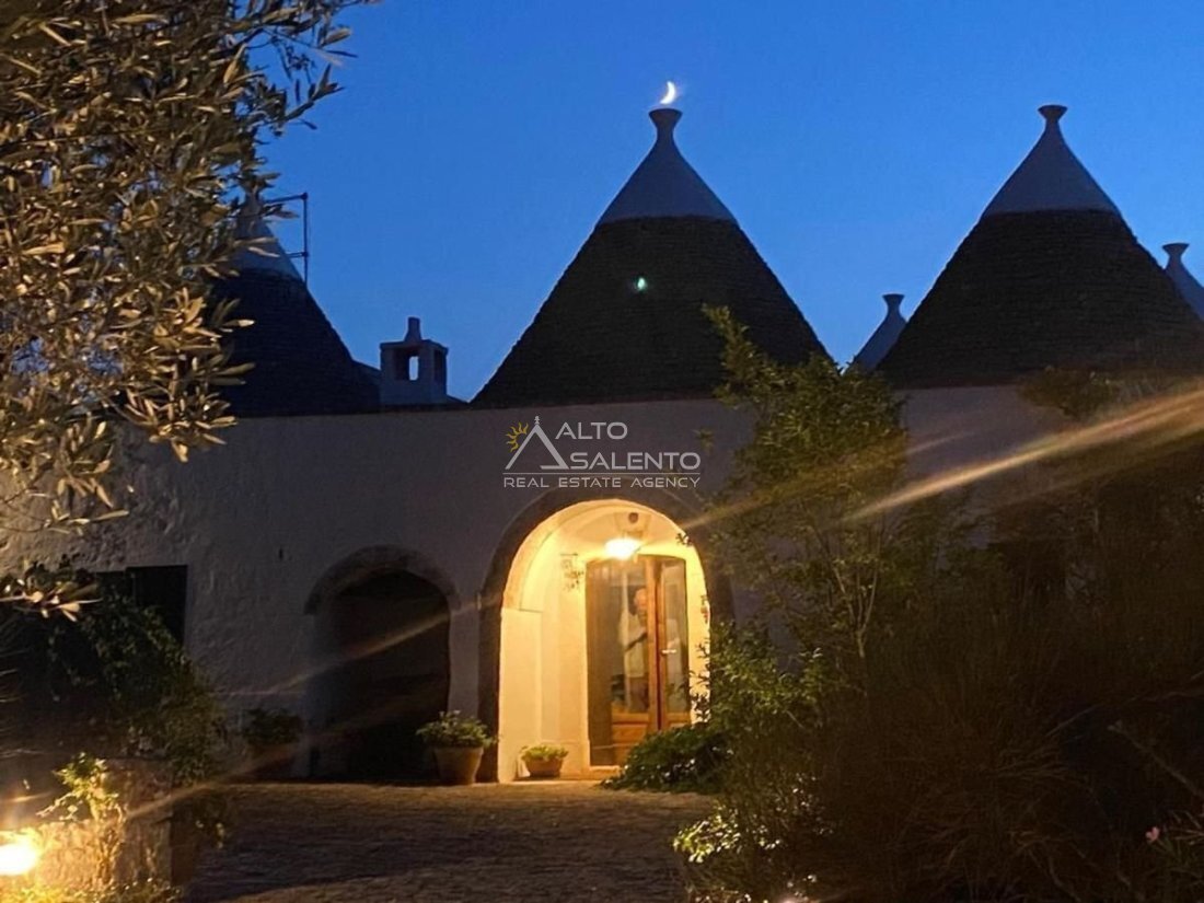 Country House in Locorotondo, Apulia, Italy 5 - 16623589