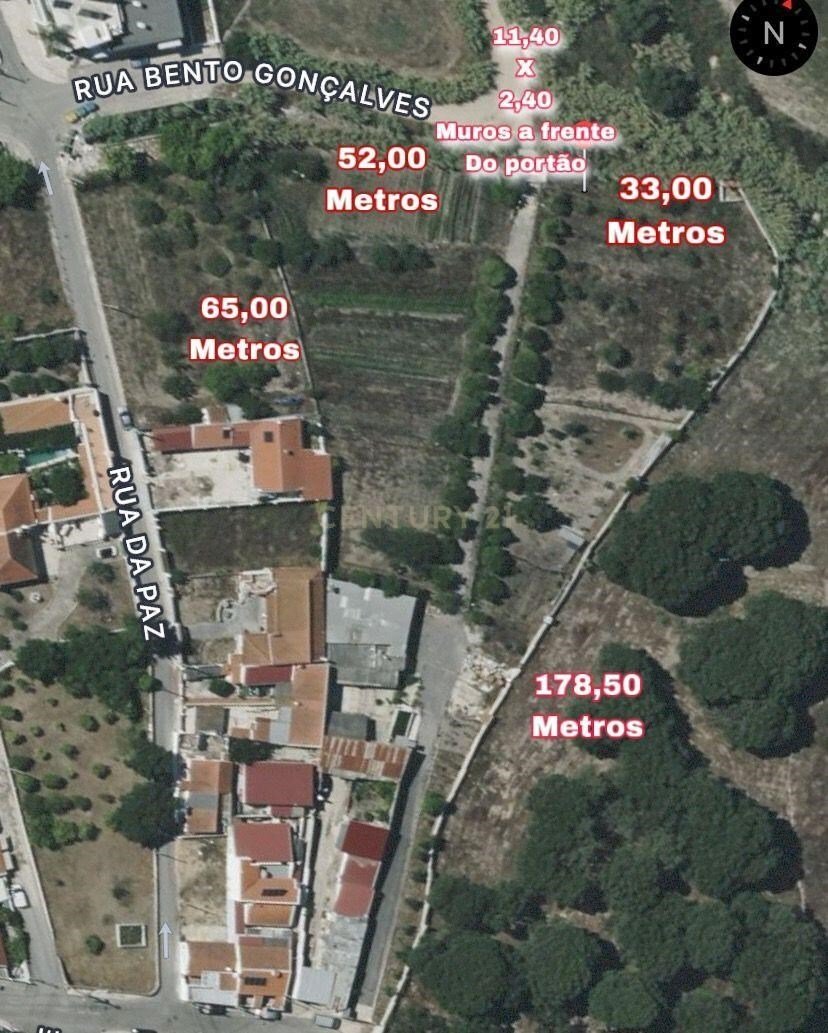 Land in Charneca de Caparica e Sobreda, Setubal, Portugal 1 - 16626009