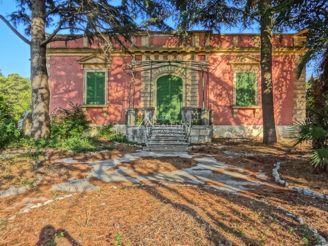 Villa in Selva di Fasano, Apulia, Italy 1 - 16624477