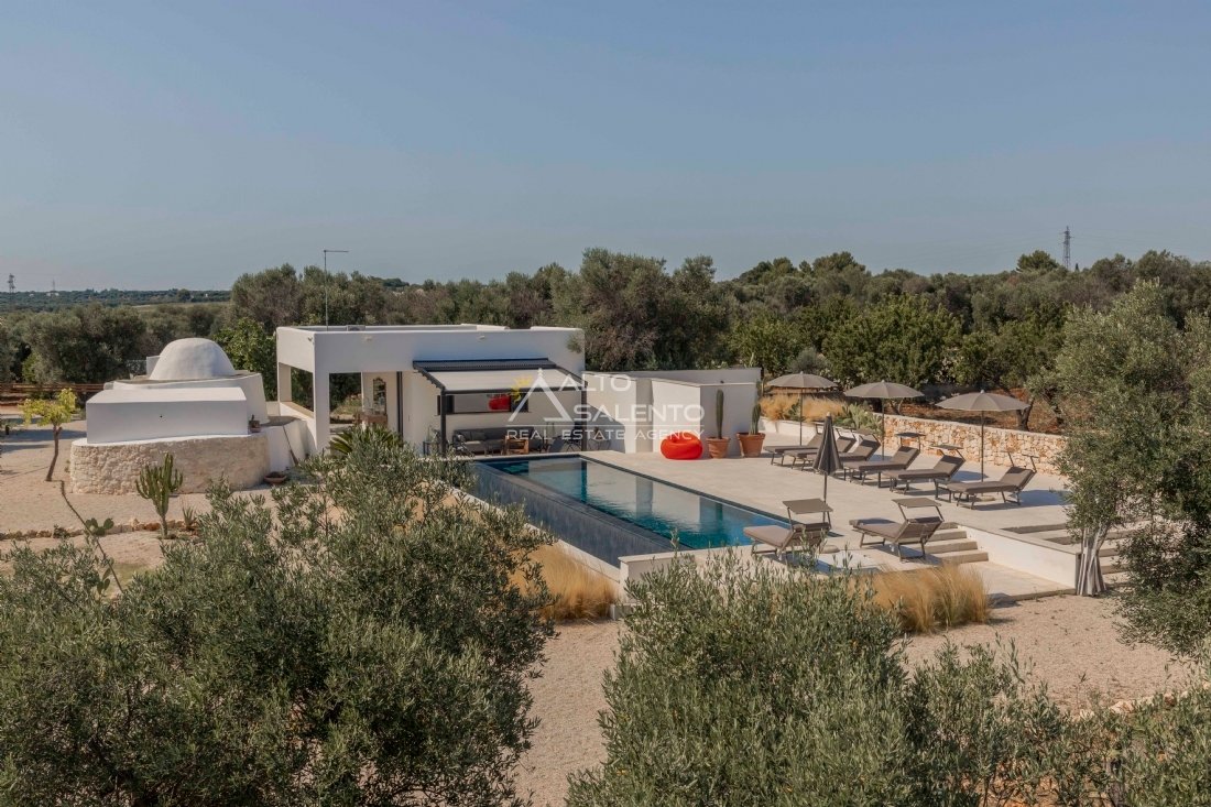 Villa à Carovigno, Pouilles, Italie 1 - 16623214