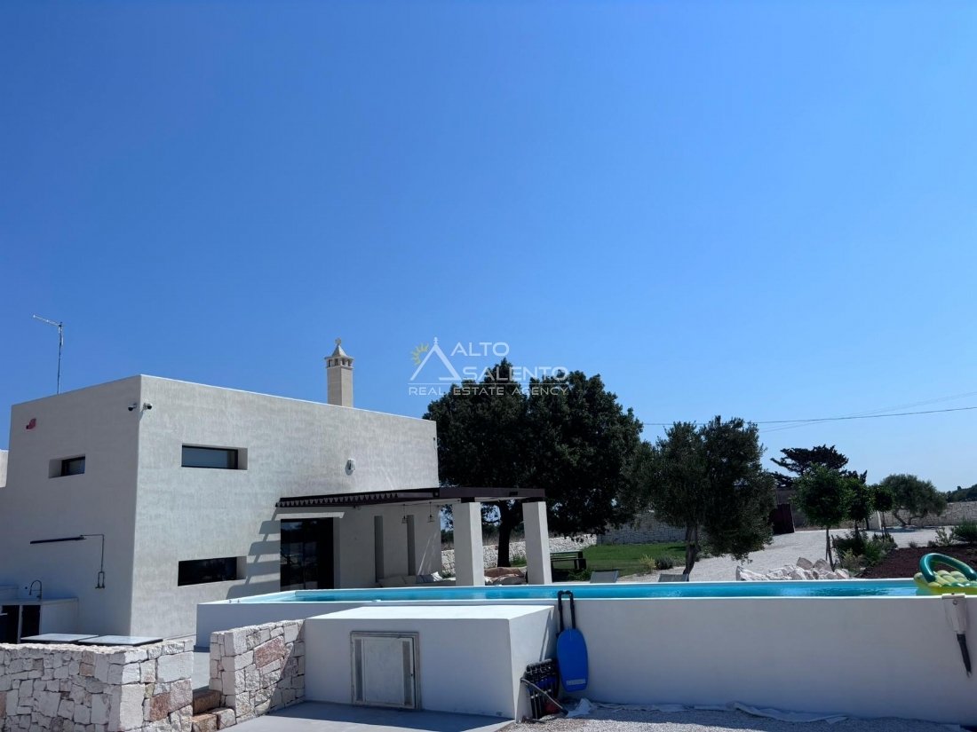 Villa in Carovigno, Apulia, Italy 2 - 16624653