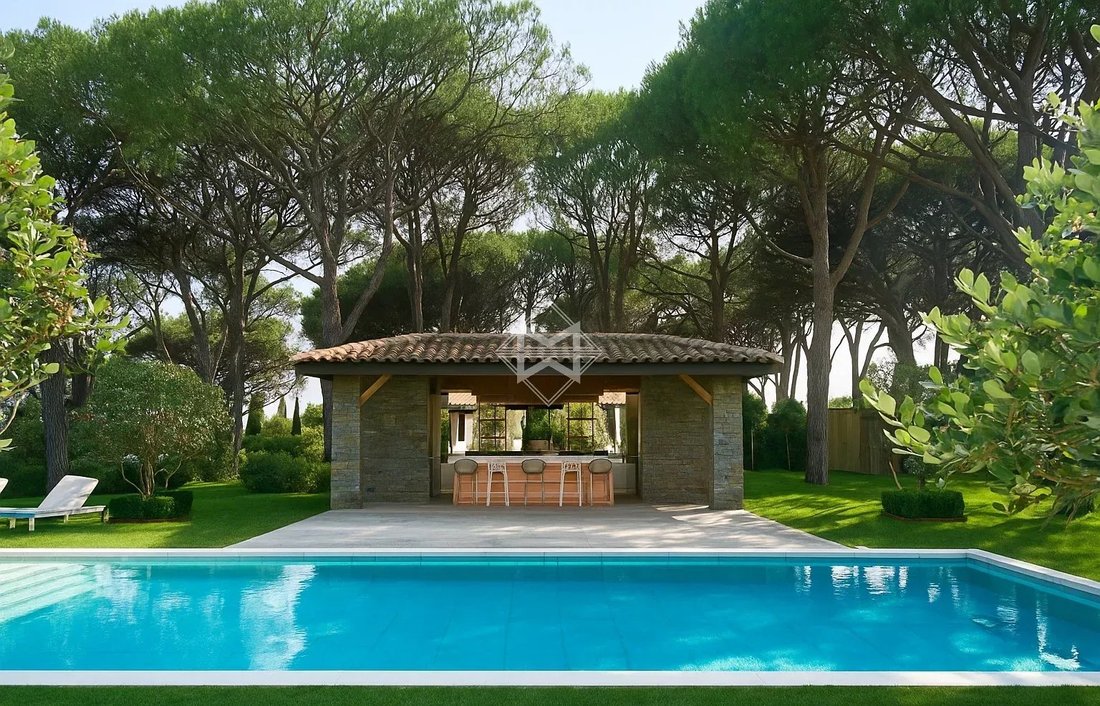 House in Ramatuelle, Provence-Alpes-Côte d'Azur, France 2 - 16623204