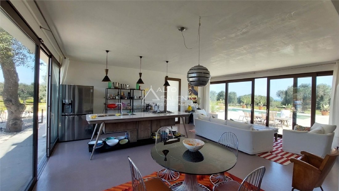 Villa en Carovigno, Apulia, Italia 3 - 16624534