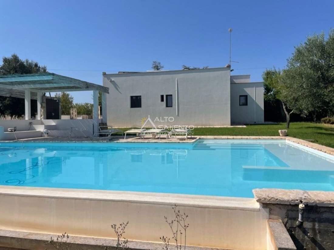Villa in Ceglie Messapica, Apulia, Italy 3 - 16624238