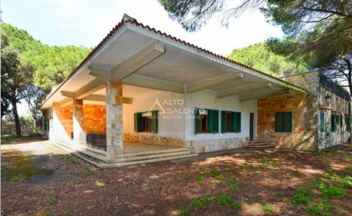 Villa in Zentrum, Carovigno, Apulien 1