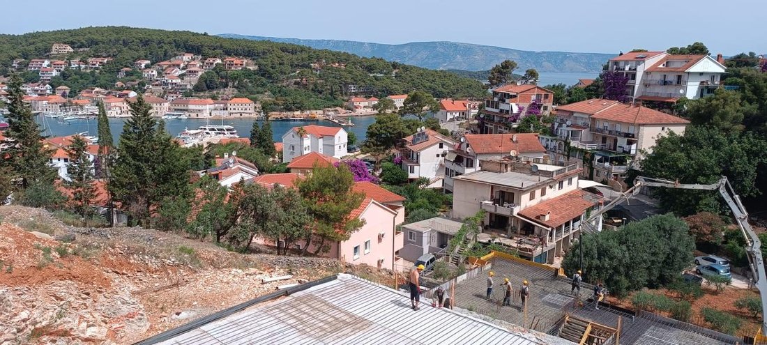 Villa in Velo Grablje, Split-Dalmatia County, Croatia 2 - 16626345