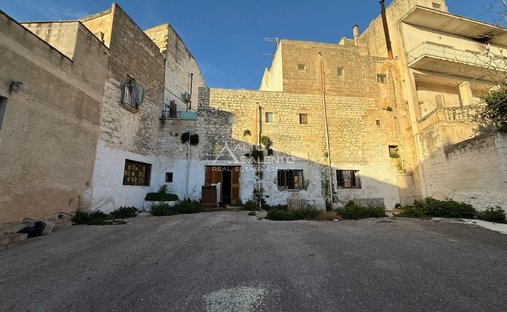 Domaine à Centre, Carovigno, Pouilles 1