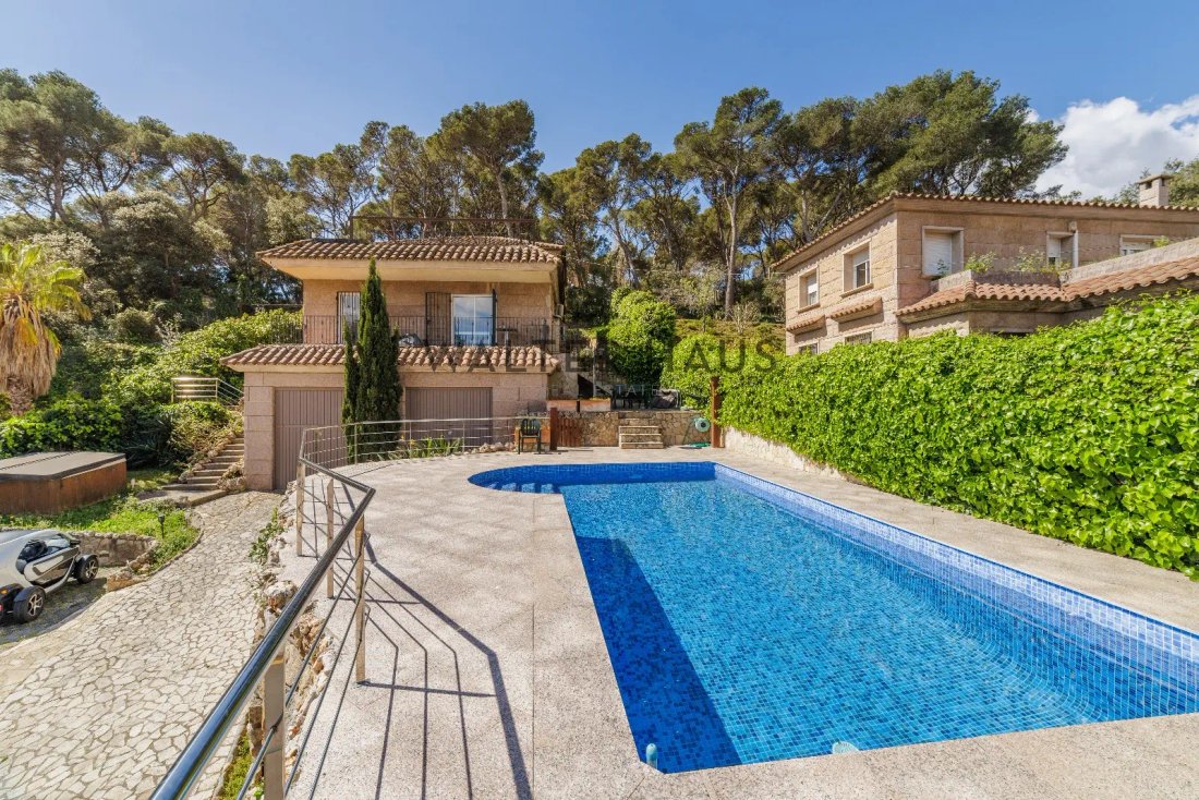 House in Calonge i Sant Antoni, Catalonia, Spain 2 - 14495333