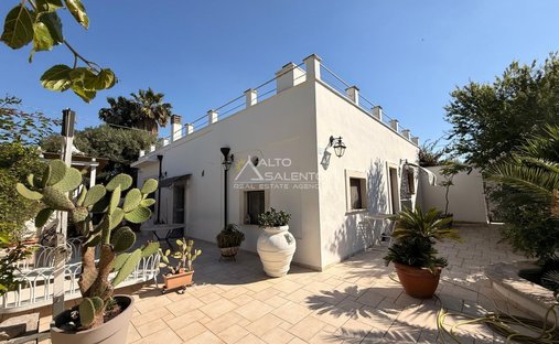 Country House in Selva di Fasano, Apulia, Italy 1